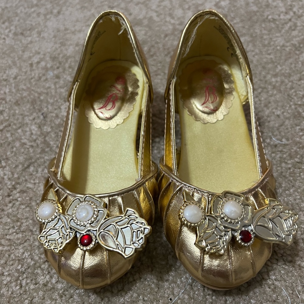 LOT of Disney Princess shoes, size 7/8